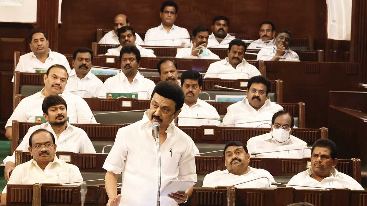 राजनीतिक घुसपैठ ने भारतीय उच्च शिक्षा को संकट में डाला